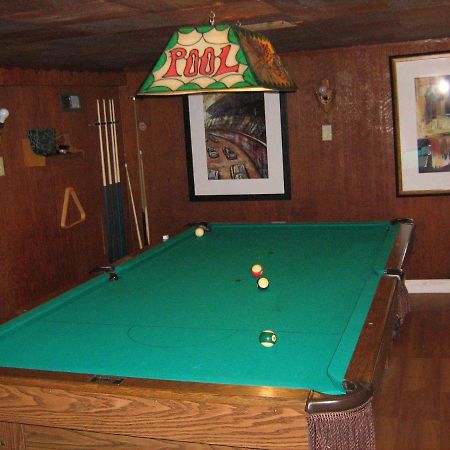 The Olde Village Inn Centreville  Экстерьер фото