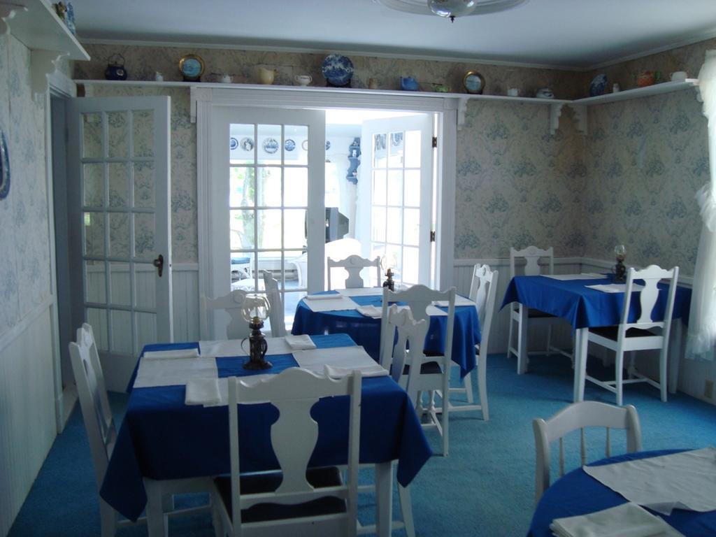 The Olde Village Inn Centreville  Экстерьер фото